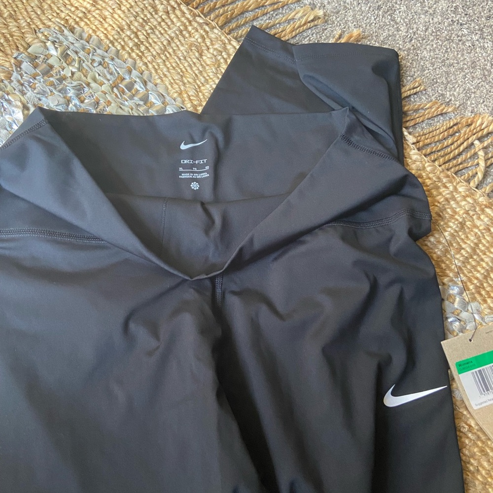 Nike Women's Leggings